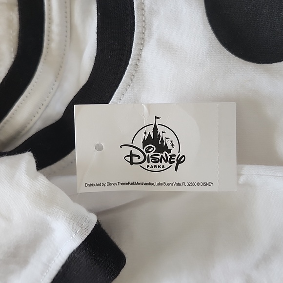 2 Walt Disney Mickey Mouse t-shirts, brand new, NWT🎉 - Picture 6 of 10